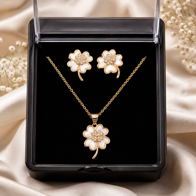 Rose Gold Four-Leaf Clover Pendant & Earrings Jewelry Set